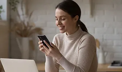 Solicítala tu cuenta de ahorros 100% en línea.