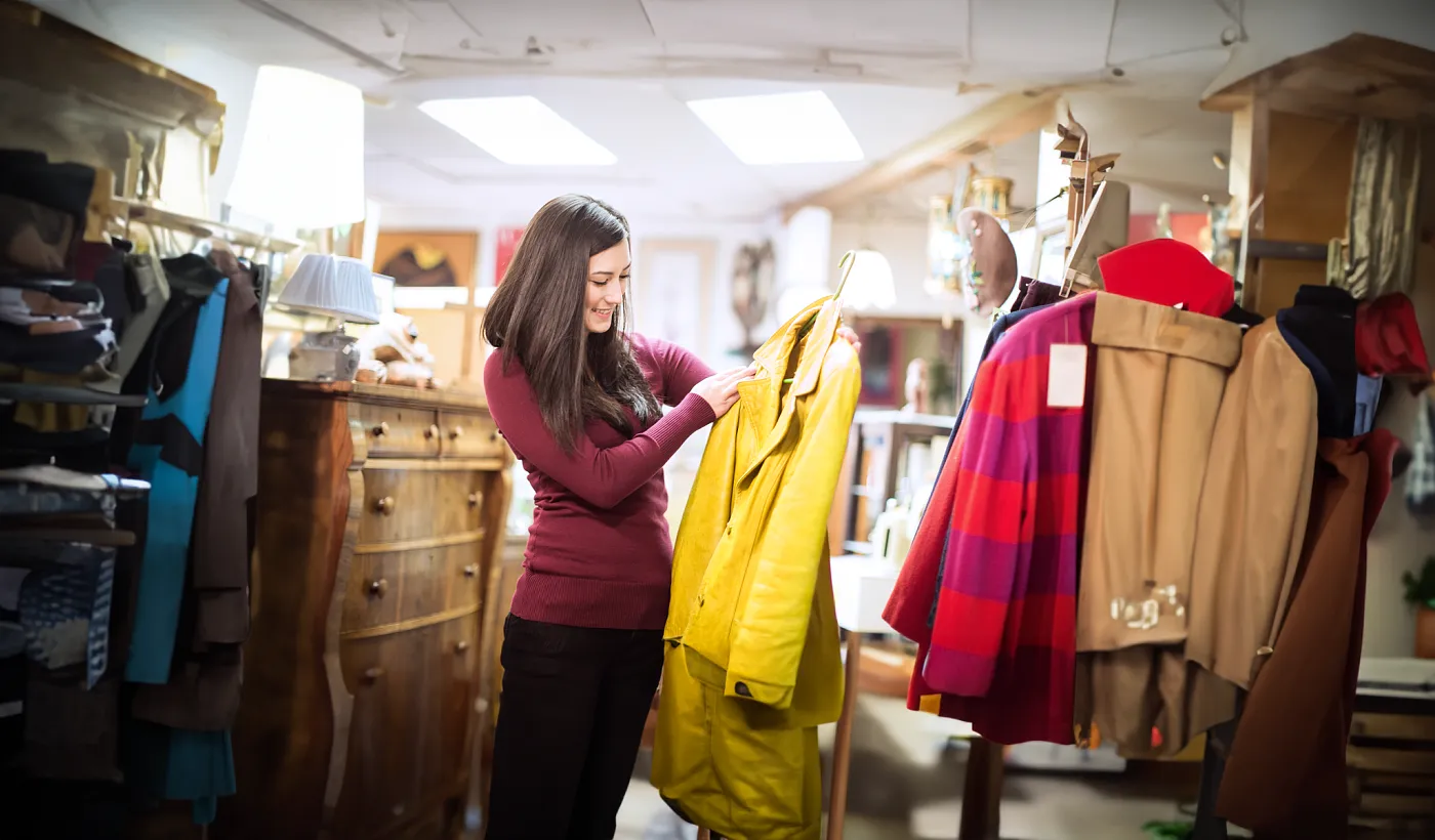 La moda de reusar: consejos para comprar ropa de segunda mano La moda de reusar: consejos para comprar ropa de segunda mano
