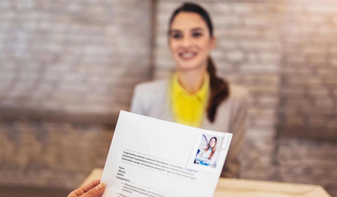 Cómo hacer un currículum vitae perfecto para convencer a los reclutadores Cómo hacer un currículum vitae perfecto para convencer a los reclutadores
