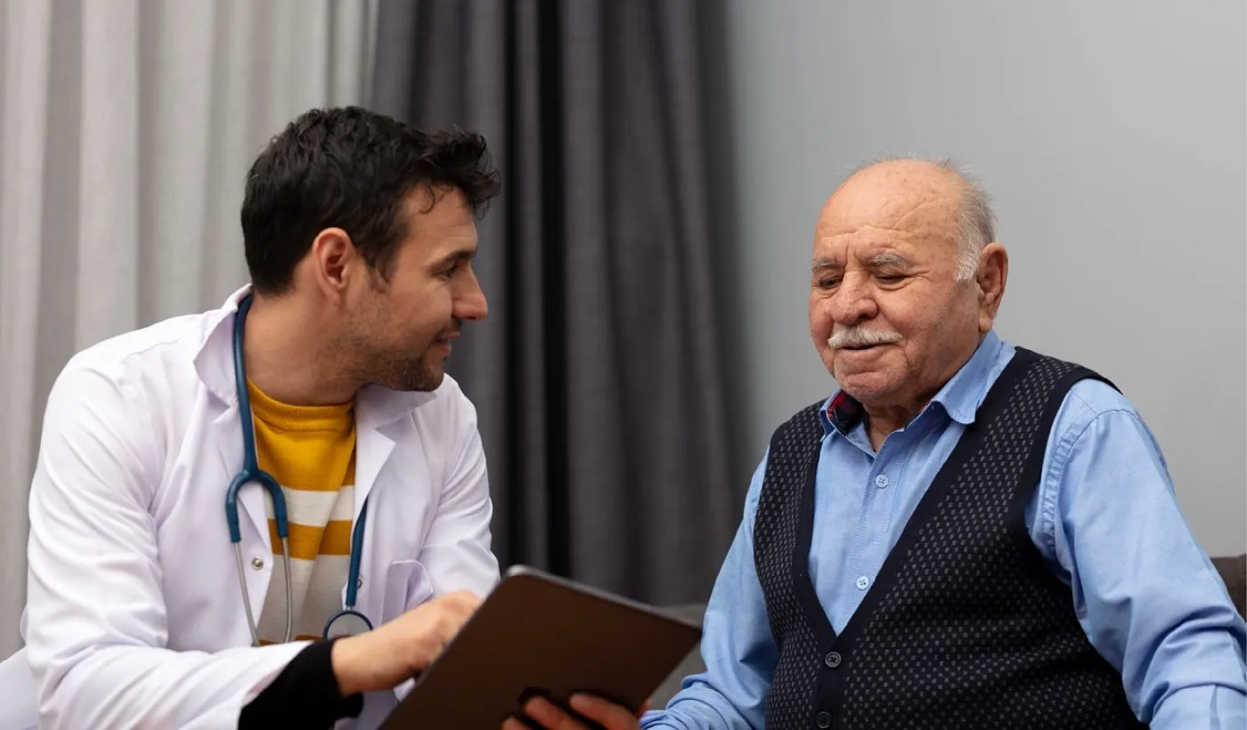Contratar un plan de salud si tienes más de 65 años: porqué es importante Contratar un plan de salud si tienes más de 65 años: porqué es importante
